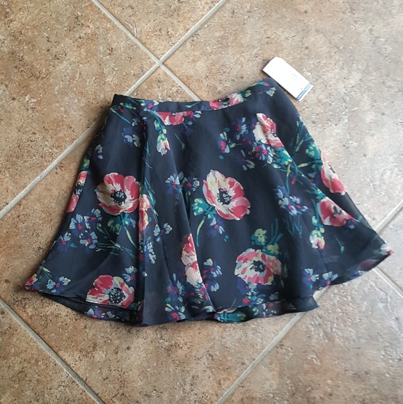 NWT Ralph Lauren Floral Mini Skirt - Picture 5 of 5